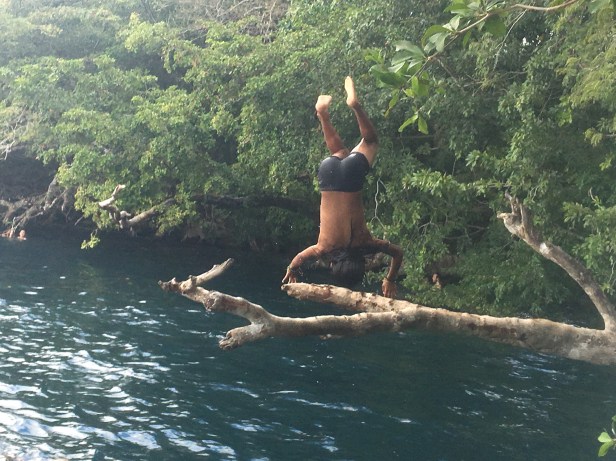 A9B365C1-C3AB-4535-9E38-A49C7346616C